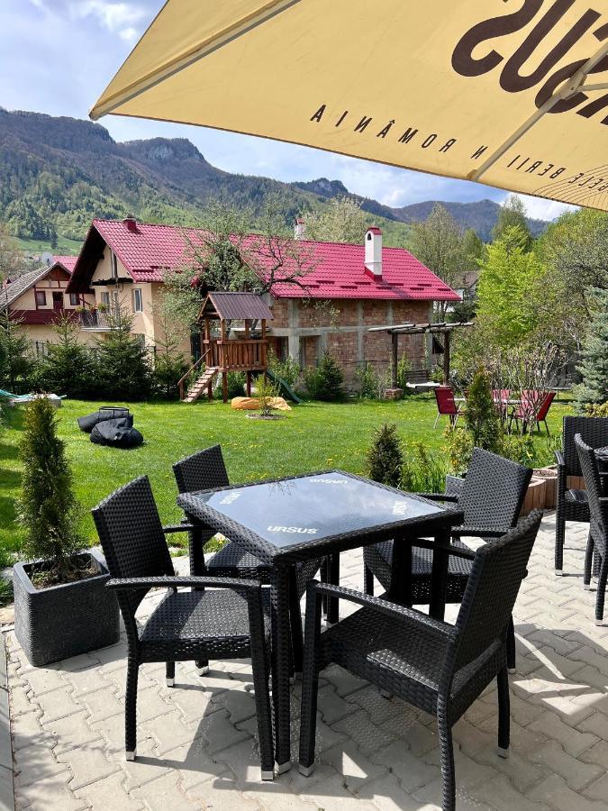 Casa Centiu Hotell Bran  Exteriör bild