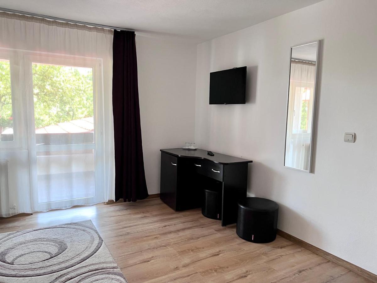 Casa Centiu Hotell Bran  Exteriör bild