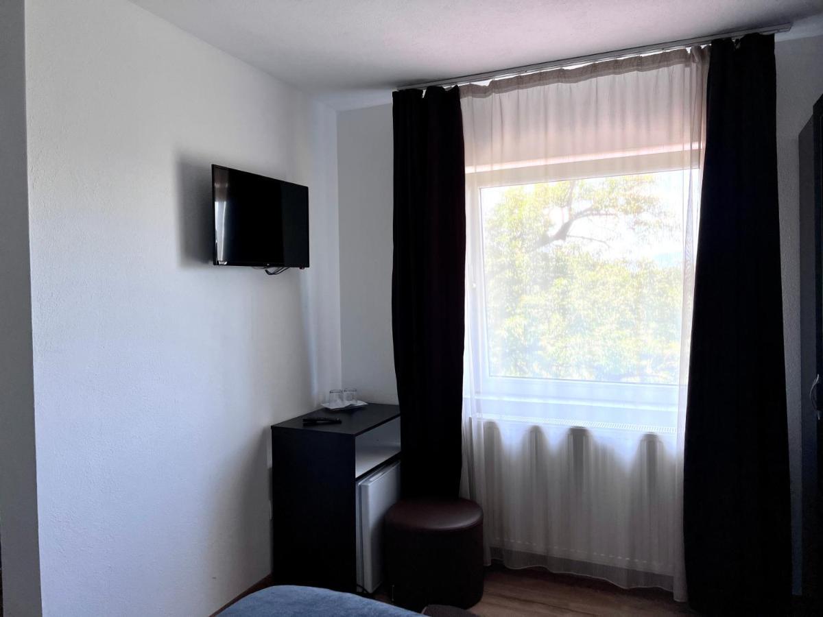 Casa Centiu Hotell Bran  Exteriör bild